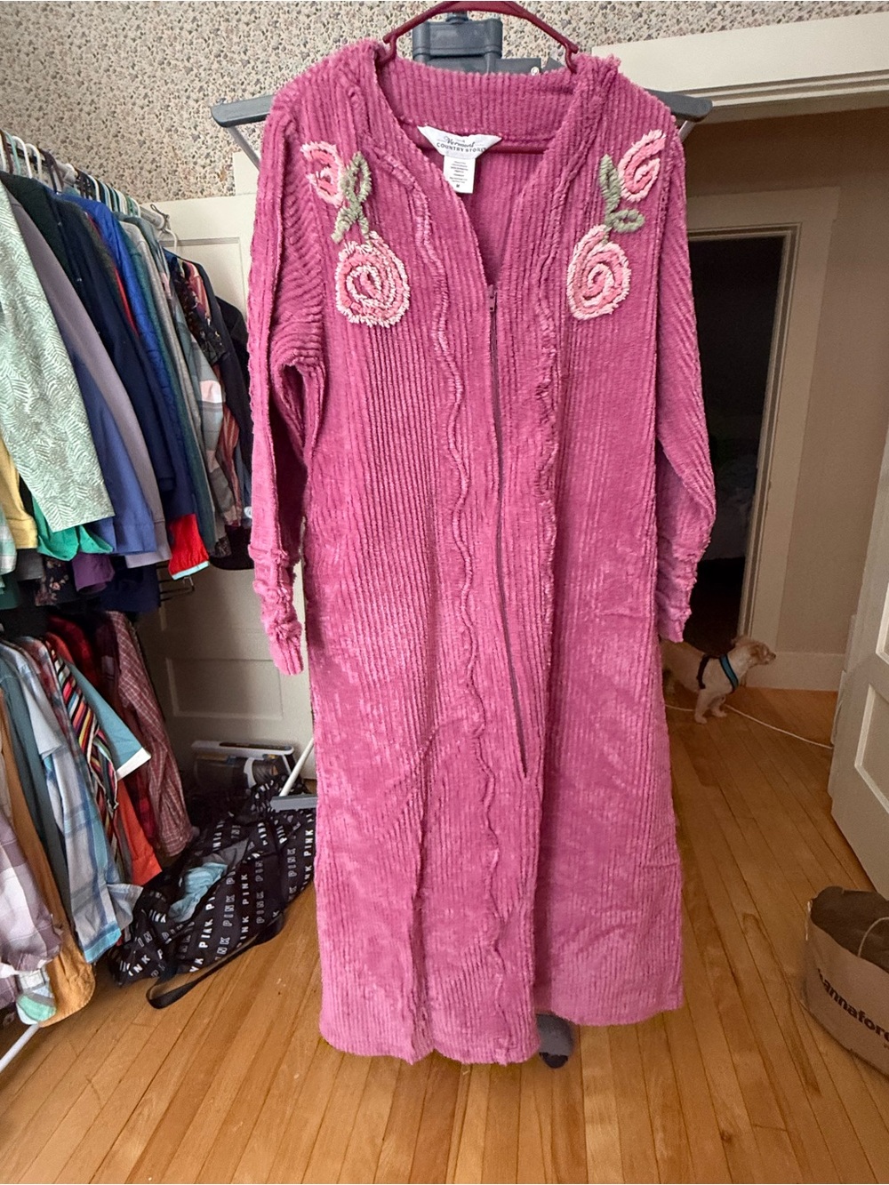 Plush Pink Floral-Embroidered Women's Robe